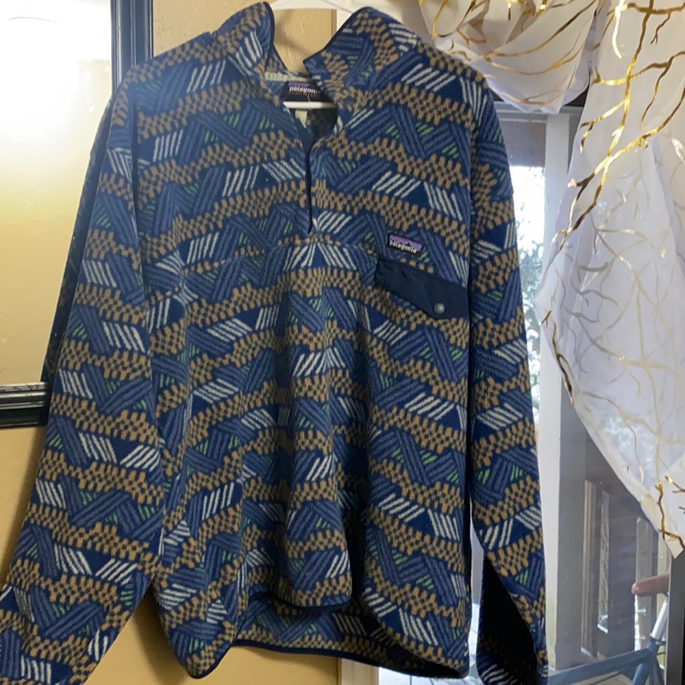 PATAGONIA MEN'S LIGHTWEIGHT SYNCHILLA SNAP-T PULLOVER. Rare pattern!